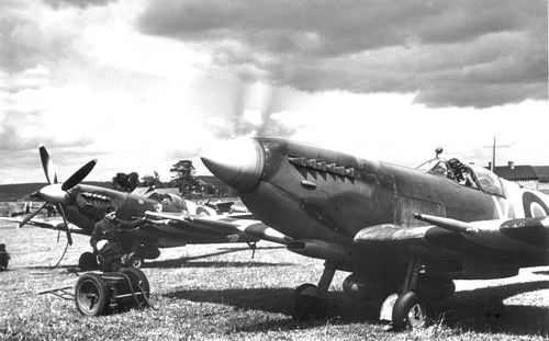 A new batch of photos added…32 Spitfires… | RAF in Combat